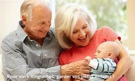 Pour vivre longtemps, garder vos petits enfants !