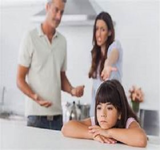 5 signes qui vous disent que vos parents sont toxiques