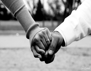Les 5 raisons pour être en couple avec un homme plus vieux