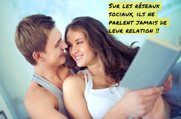 Sur les réseaux sociaux, ils ne parlent jamais de leur relation !!