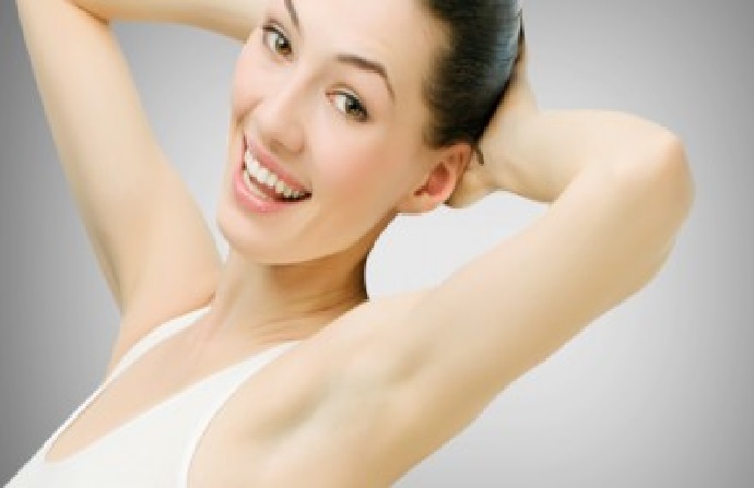 L'hydratation Comment blanchir les aisselles noircies ?